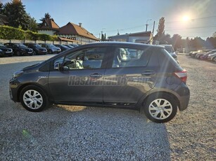 TOYOTA YARIS 1.5 VVT-i Hybrid Style e-CVT SZERVIZKÖNYV-TOLATÓKAMERA-DIGIT KLÍMA!