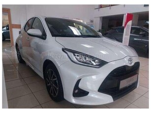 TOYOTA YARIS 1.5 VVT-i Style. 5 ajtó. 6 fokozatú manuális / kézi váltó KÉSZLETRŐL! AJÁNDÉK TÉ