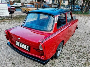 TRABANT 601 S Floorclore