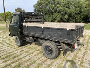 UAZ 452