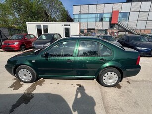 VOLKSWAGEN BORA 1.6 Comfortline