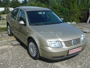 VOLKSWAGEN BORA 1.6 Pacific Mo.-i!