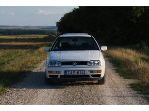 VOLKSWAGEN GOLF III 1.6 GL