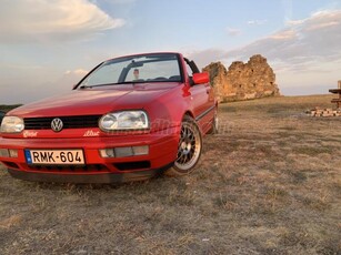 VOLKSWAGEN GOLF III Cabrio 1.8 Avantgarde