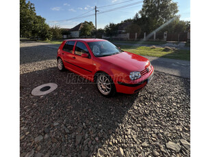 VOLKSWAGEN GOLF IV 1.6 25 év