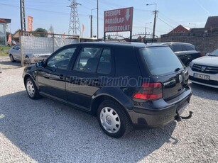 VOLKSWAGEN GOLF IV 1.6 Comfortline KLÍMA-HOROG