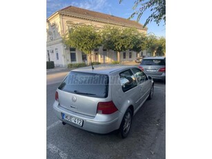 VOLKSWAGEN GOLF IV 1.9 TDI Comfortline 4Motion