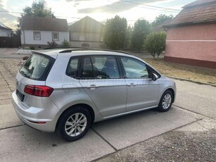 VOLKSWAGEN GOLF SPORTSVAN 1.6 TDI Comfortline