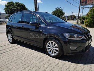 VOLKSWAGEN GOLF SPORTSVAN 1.6 TDI Comfortline Lounge Szervizkönyv-Digit klima-Tempomat