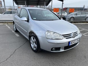 VOLKSWAGEN GOLF V 1.4 Perfekt KLÍMA/PDC/ALU/Ü.FŰTÉS/MEGKÍMÉLT!