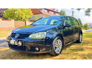 VOLKSWAGEN GOLF V 1.6 FSI Comfortline GOAL felszereltség