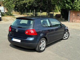 VOLKSWAGEN GOLF V 1.6 Perfekt