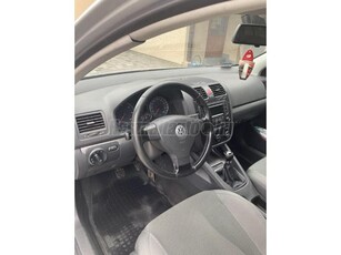 VOLKSWAGEN GOLF V 2.0 PD TDI Trendline