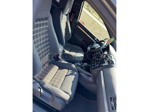 VOLKSWAGEN GOLF V 2.0 TFSI GTI DSG