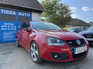 VOLKSWAGEN GOLF V 2.0 TFSI GTI DSG szervizkönyv.navigáció.ülésfűtés.f1 váltó