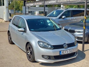 VOLKSWAGEN GOLF VI 1.6 TDi Comfortline R-line