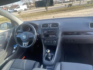 VOLKSWAGEN GOLF VI 2.0 TDi Highline