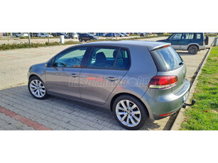 VOLKSWAGEN GOLF VI 2.0 TDi Highline Multikormány