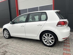 VOLKSWAGEN GOLF VI 2.0 TDI Highline Tempomat/17'Alufelni/Digit Klima/140Le