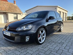 VOLKSWAGEN GOLF VI 2.0 TSI GTI