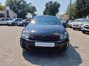 VOLKSWAGEN GOLF VI 2.0 TSI GTI DSG +2 ÉV GARANCIA+SZ.KÖNYV+NAPTETŐ+BŐR+NAVI+XENON+Ü.FŰTÉS+RADAR+TEMPOMAT+FULL+