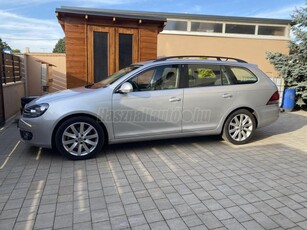 VOLKSWAGEN GOLF VI Variant 2.0 CR TDI Comfortline