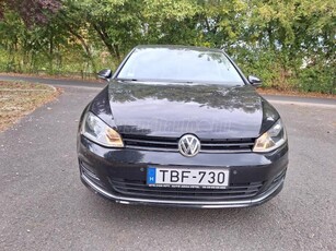 VOLKSWAGEN GOLF VII 1.6 TDI BMT Trendline DSG