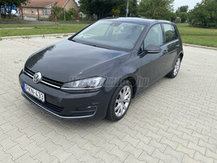 VOLKSWAGEN GOLF VII 2.0 TDI Highline DSG