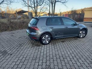 VOLKSWAGEN GOLF VII e-Golf