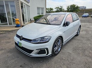 VOLKSWAGEN GOLF VII e-Golf Nagy Akkus! Digitális műszeregység! Tolatókamera! Hőszivattyús! Ülésfűtés!