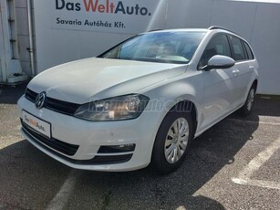 VOLKSWAGEN GOLF VII Variant 1.6 TDI BMT Trendline Magyar. Végig vezetett szerviz könyv. Első és hátsó radar. Tempomat