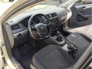 VOLKSWAGEN JETTA 1.2 TSI Comfortline