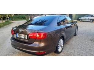 VOLKSWAGEN JETTA 1.4 TSI Highline DSG Gyönyörű.automata.sérülésmentes szervízkönyves.2 .tulajaos Magyar!