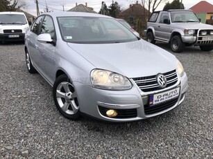 VOLKSWAGEN JETTA 1.4 Tsi Trendline KLÍMA-ALUFELNI-114.000 KM-KITŰNŐ ÁLLAPOT!