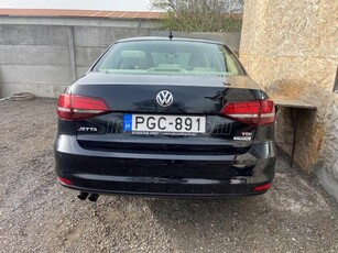 VOLKSWAGEN JETTA VI 2.0 TDI BMT Comfortline DSG