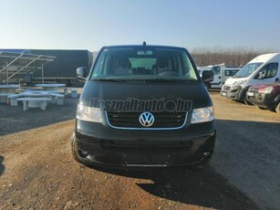 VOLKSWAGEN MULTIVAN 2.5 TDI