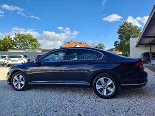 VOLKSWAGEN PASSAT 2.0 TDI SCR Elegance DSG / ÁFÁS / MAGYARORSZÁGI / 1 TULAJ / SZERVÍZKÖNYV / GARANCIA /