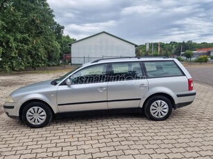 VOLKSWAGEN PASSAT Variant 2.0 Comfortline