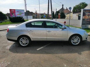 VOLKSWAGEN PASSAT VI 2.0 CR TDI Comfortline DSG