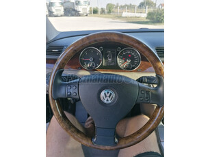 VOLKSWAGEN PASSAT VI 2.0 CR TDI Highline