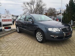 VOLKSWAGEN PASSAT VI Variant 2.0 CR TDI Comfortline Tempomat Digitálisklíma Vezetett szervizkönyv