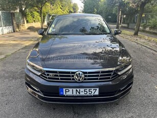 VOLKSWAGEN PASSAT VIII 2.0 TDI BMT SCR Highline DSG R-LINE! MAGYARORSZÁGI! 1.TUL! SÉRÜLÉSMENTES! ÁFÁS! VÉGIG VEZETETT SZERVÍZKÖNYV!