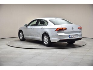 VOLKSWAGEN PASSAT VIII 2.0 TDI SCR Business DSG MAGYAR-1.TUL-LED-Ü.FŰTÉS-P.RADAR-SÁVTARTÓ-VONÓHOROG!