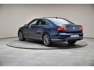 VOLKSWAGEN PASSAT VIII 2.0 TDI SCR Elegance DSG MAGYAR-1.TUL-LED.II-APP-ALCANTARA-Ü.FŰTÉS-P.RADAR-KAMERA-SÁVTARTÓ!