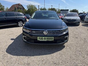 VOLKSWAGEN PASSAT VIII Variant 1.4 TSI GTE Plug-In-Hybrid DSG IQ-LED.VIRTUÁL.ÜLÉSFŰT.KAMERA.TÁVTARTÓ.SÁVTARTÓ.BEPARK.FRONT AS