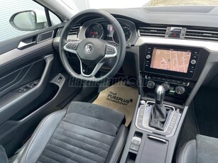 VOLKSWAGEN PASSAT VIII Variant 2.0 TDI SCR Elegance DSG 155.e.km Áfás Mo-i KmGarancia LED Navi Bőr/Alcantara Tolatókamera Park Assist!