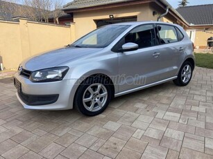 VOLKSWAGEN POLO 1.2 70 Comfortline 140 E. KM ! Végig vezetett szervizkönyv !