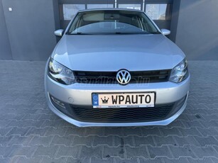 VOLKSWAGEN POLO V 1.2 60 Trendline ÚJ GYÁRI VEZÉRLÉS CSERÉLVE.VONÓHOROG