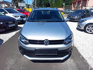 VOLKSWAGEN POLO V 1.2 TSi 90 BMT Comfortline CROSS 136772 km