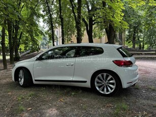 VOLKSWAGEN SCIROCCO 1.4 TSI 160.000 km felújított motor Android auto. Apple Carplay szervízkönyv